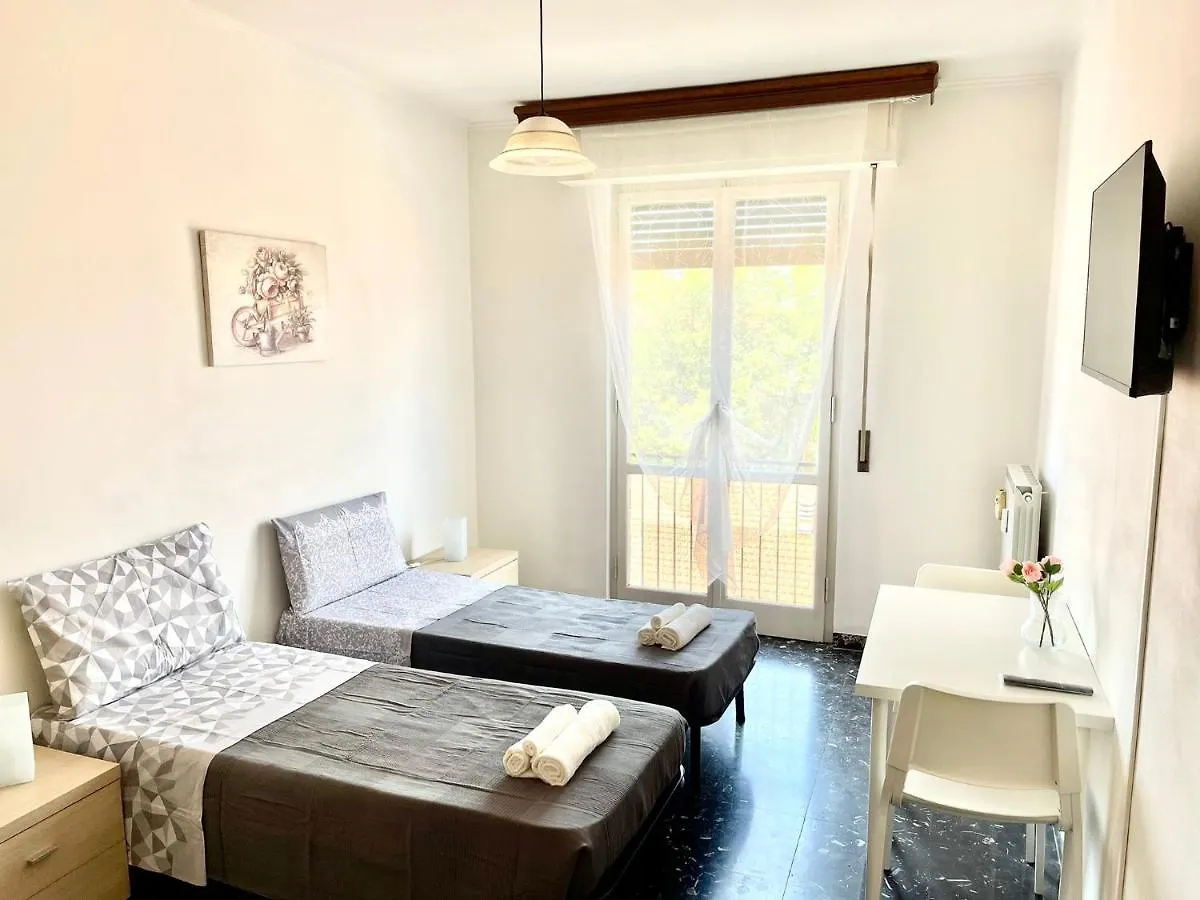 Porta A Mare Station Apartment Pisa Italy